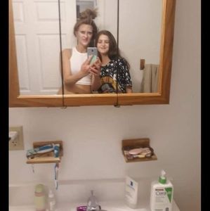 Meet your Posher, Virginia